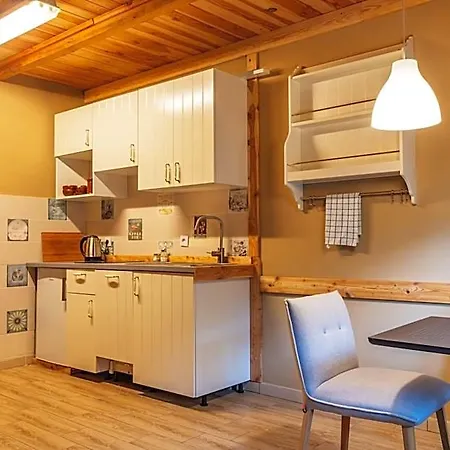 Gorski Przy Bukowej Chacie Bed & Breakfast