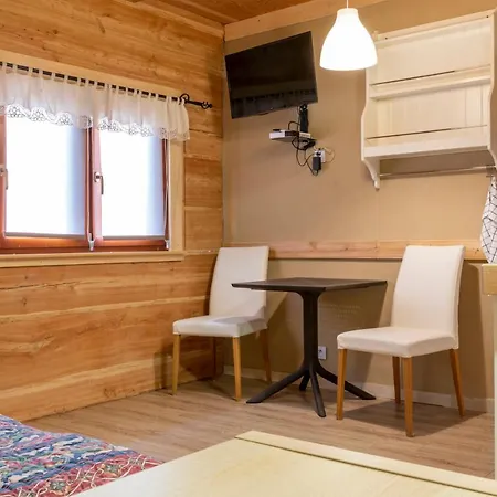 Górski Przy Bukowej Chacie