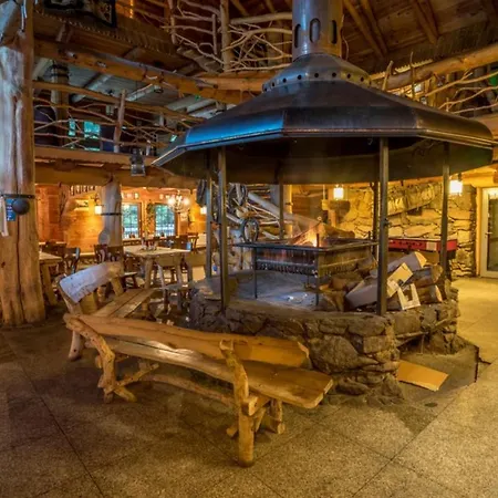 Gorski Przy Bukowej Chacie Bed & Breakfast 3*