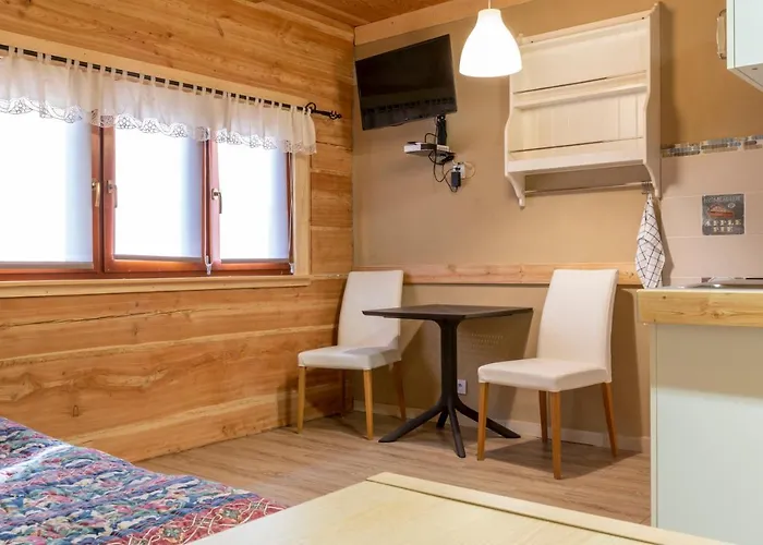 Gorski Przy Bukowej Chacie