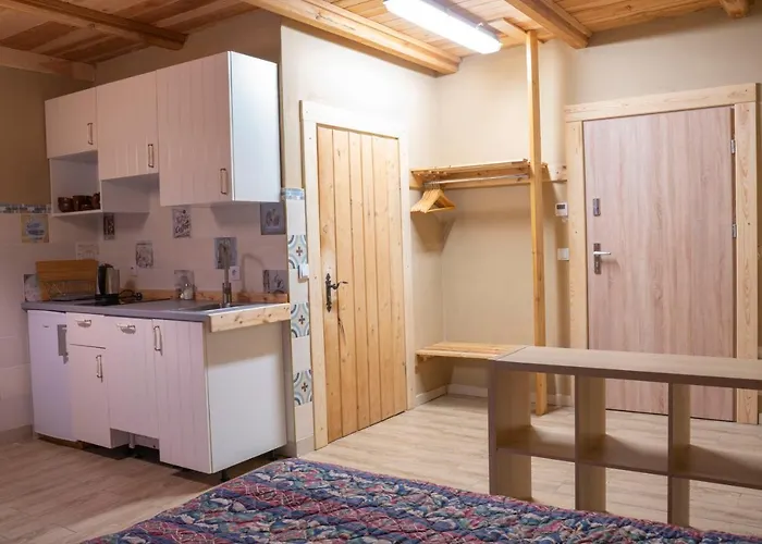 Górski Przy Bukowej Chacie